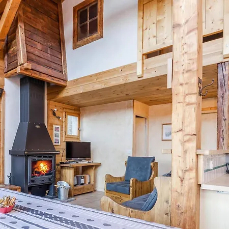 Modern Just 350 M From The Lifts Chalet *
